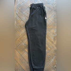 Vuori Performance Jogger